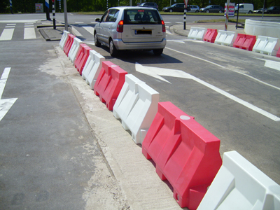 Kunststof barriers rood/wit